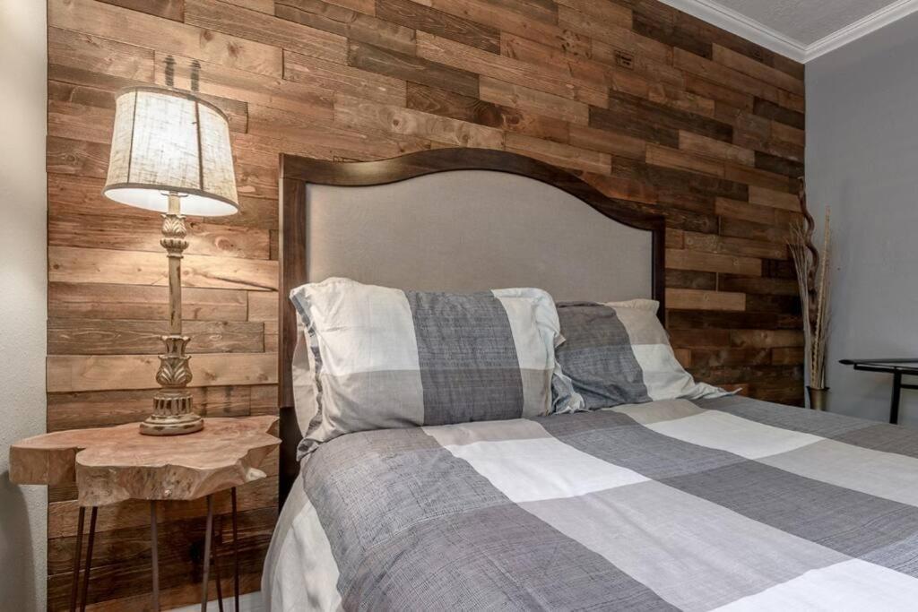 Dexters Cottage Near Downtown And Cafes Тампа Экстерьер фото